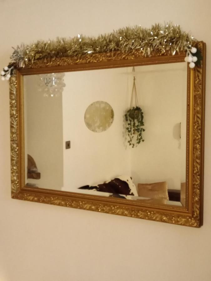 Havisham Studio Flat Rochester Me1 1Xz Strood Exterior photo