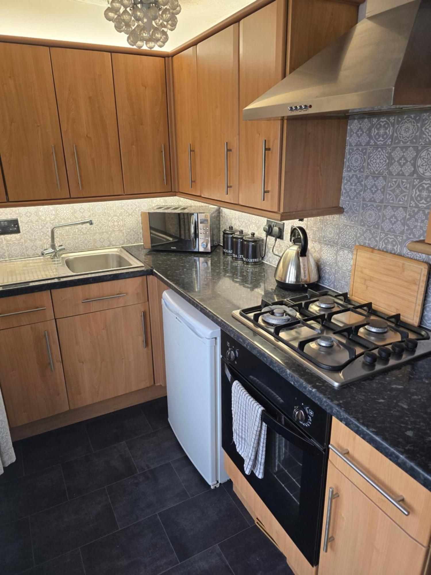 Havisham Studio Flat Rochester Me1 1Xz Strood Exterior photo